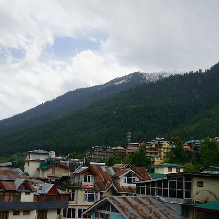 Hotel Magnolia Mallroad Manali المظهر الخارجي الصورة