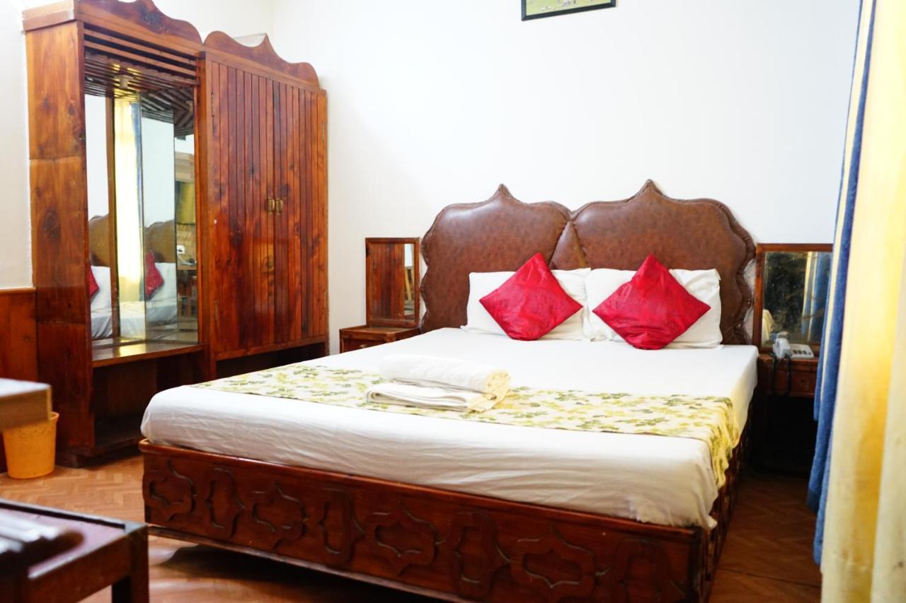 Hotel Magnolia Mallroad Manali المظهر الخارجي الصورة