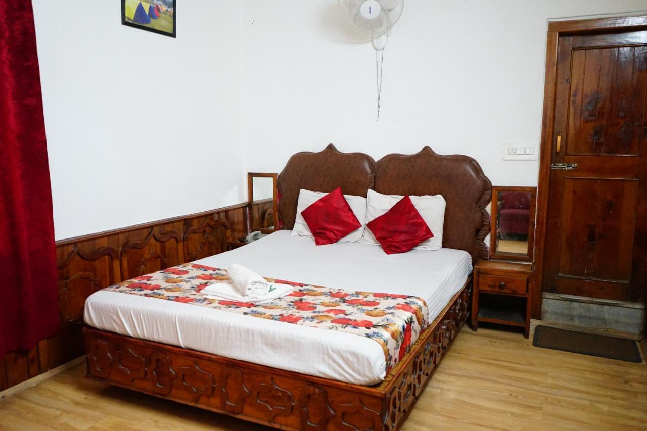 Hotel Magnolia Mallroad Manali المظهر الخارجي الصورة