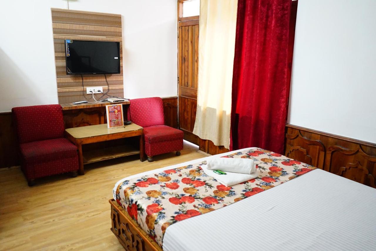 Hotel Magnolia Mallroad Manali المظهر الخارجي الصورة