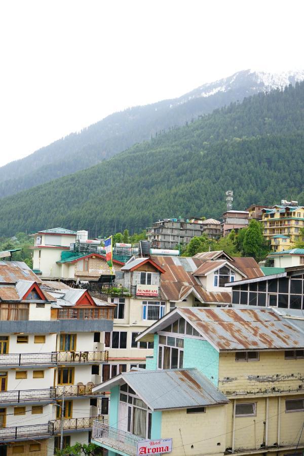 Hotel Magnolia Mallroad Manali المظهر الخارجي الصورة
